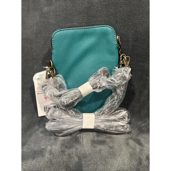 NEW CHALA TURQUOISE PARROT BIRD CELL PHONE CROSSBODY PURSE ADJUSTABLE STRAP - Picture 2 of 7